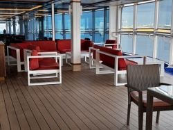 Sky Princess Wake View Bar and Pool picture