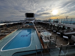 Sky Princess Main Pools picture