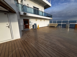 Sky Princess Sun Deck picture