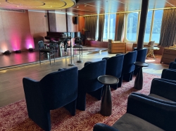 Explorers Lounge picture