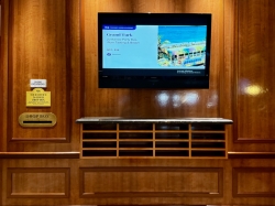 Shore Excursion Desk picture