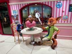 Disney Treasure Jumbeauxs Sweets picture