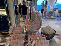 Disney Wish Shops picture
