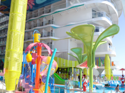 Splash Away Bay picture