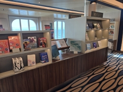 Nieuw Statendam Library picture