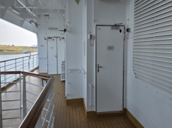 Nieuw Statendam Promenade Deck picture
