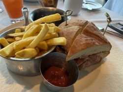 Norwegian Breakaway Haven Restaurant picture