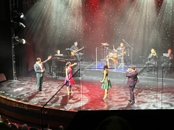 Norwegian Gem Stardust Theater picture