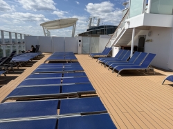 Norwegian Breakaway Sun Deck picture