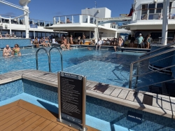 Norwegian Breakaway Main Pool picture
