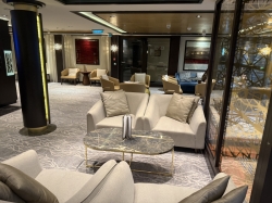 Norwegian Breakaway Haven Lounge picture