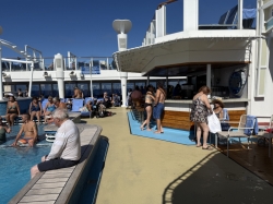 Norwegian Breakaway Main Pool picture