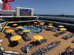 Carnival Dream Waves Pool picture
