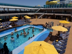 Carnival Dream Waves Pool picture