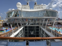 Symphony of the Seas Sports Pool picture