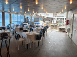 Azamara Quest Pool picture