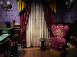 Disney Destiny Haunted Mansion Parlor picture