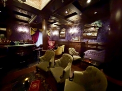 Disney Treasure Haunted Mansion Bar & Lounge picture