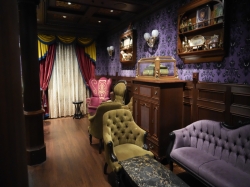 Disney Destiny Haunted Mansion Parlor picture