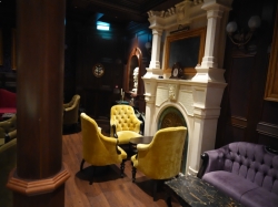 Disney Destiny Haunted Mansion Parlor picture