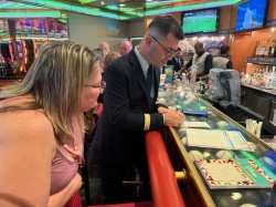 Enchantment of the Seas Casino Bar picture