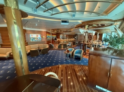 Enchantment of the Seas Schooner Bar picture