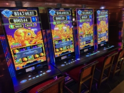Enchantment of the Seas Casino Royale picture