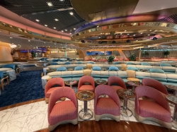 Enchantment of the Seas Spotlight Lounge picture