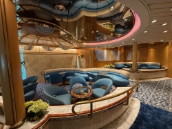 Enchantment of the Seas Spotlight Lounge picture