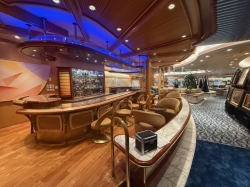 Enchantment of the Seas Spotlight Lounge picture