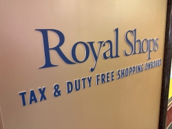 Enchantment of the Seas Centrum Shops picture