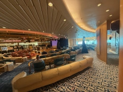 Enchantment of the Seas Spotlight Lounge picture