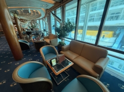 Enchantment of the Seas Schooner Bar picture