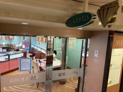 Enchantment of the Seas Centrum Shops picture