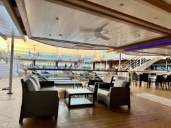 Regal Princess Fountain Pool picture