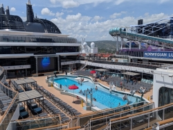 MSC World America Mar Azul Pool picture