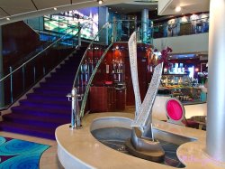 Norwegian Jewel Crystal Atrium picture