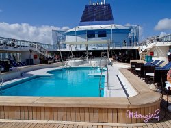 Norwegian Sky Pools picture