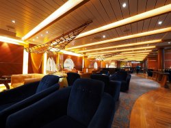 Allure of the Seas Schooner Bar picture