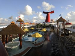 Carnival Fantasy Resort-Style Pool picture