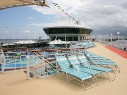 Grandeur of the Seas Main Pool picture