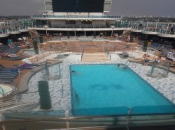 Royal Princess III Main Pool picture