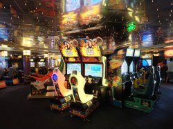 Mariner of the Seas Video Arcade picture