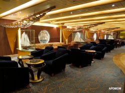 Oasis of the Seas Schooner Bar picture