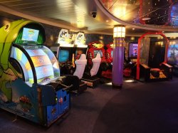 Mariner of the Seas Video Arcade picture