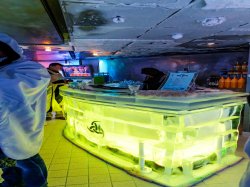 Norwegian Epic Ice Bar picture