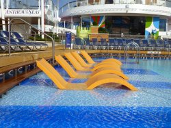 Anthem of the Seas Outdoor Pool picture