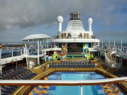 Anthem of the Seas Outdoor Pool picture