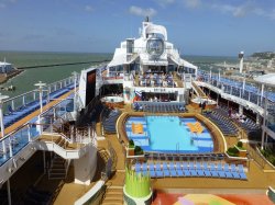 Anthem of the Seas Outdoor Pool picture