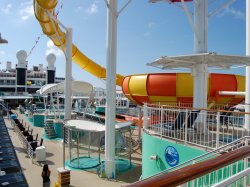 Norwegian Epic Pool picture